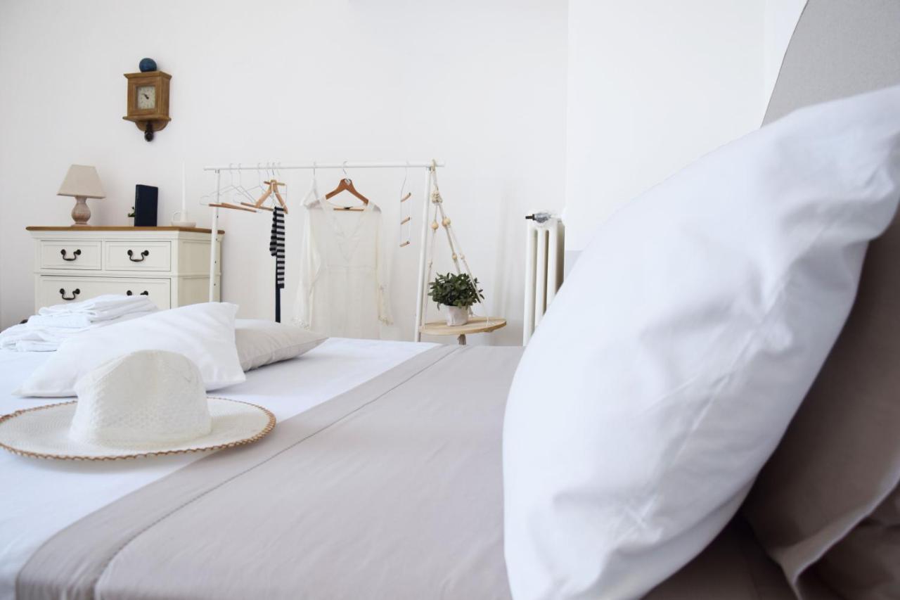 Acquablu Charme Suites - B&B Salernes Extérieur photo